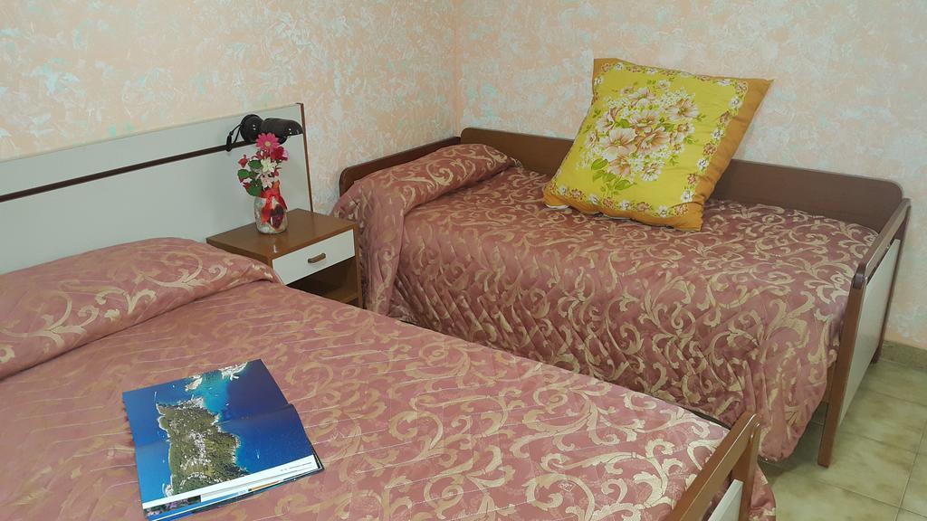 Hotel Menta E Rosmarino Монте-Сант'Анджело Экстерьер фото